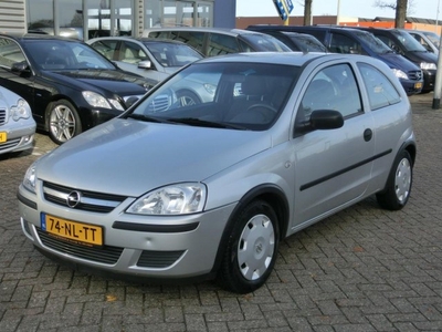 Opel Corsa 1.0-12V Essentia