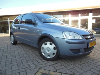 Opel Corsa 1.0-12V Essentia (bj 2003)