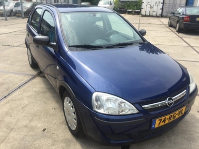 Opel Corsa 1.0-12V Rhythm