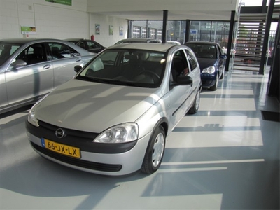 Opel Corsa 1.0-12V Rijklaar (bj 2002)