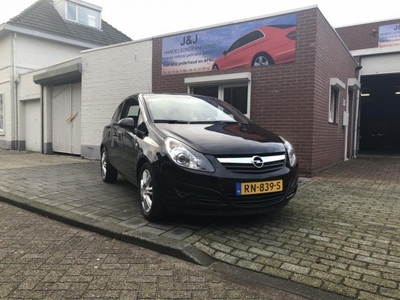 Opel Corsa 1.2-16V Cosmo /AIRCO/ELEKTPAKKET/NIEUWSTAAT