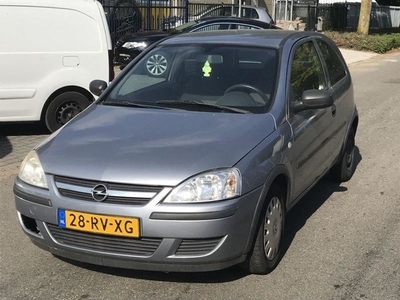 Opel Corsa 1.2-16V Essentia