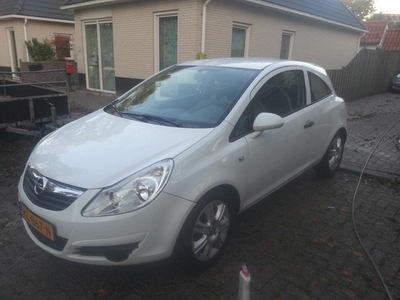 Opel Corsa 1.2 51kW (bj 2010)