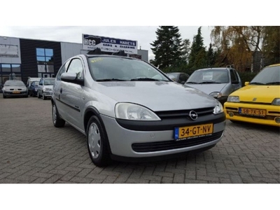 Opel Corsa 1.2 comfort (bj 2001)