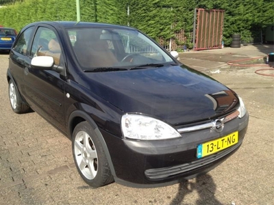 Opel Corsa 1.2 cosmo (bj 2003)