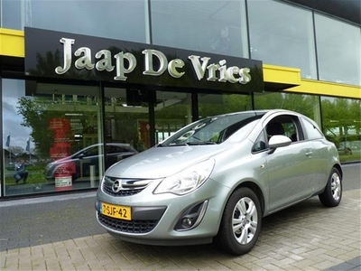 Opel Corsa 1.2 TWINP 3D EDITION TREKH PDC (bj 2011)