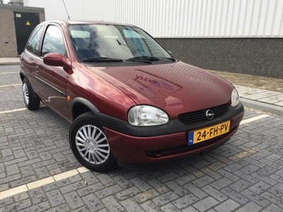 Opel Corsa 1.2i-16V Onyx ! nap!