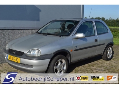 Opel Corsa 1.2i-16V Strada l nieuwe APK l automaat