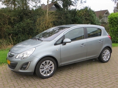 Opel Corsa 1.4-16V Cosmo (bj 2013)