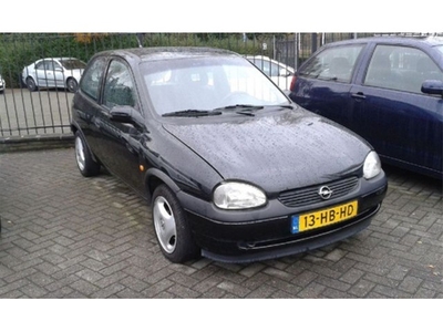 Opel Corsa 1.4 16v sport (bj 1998)