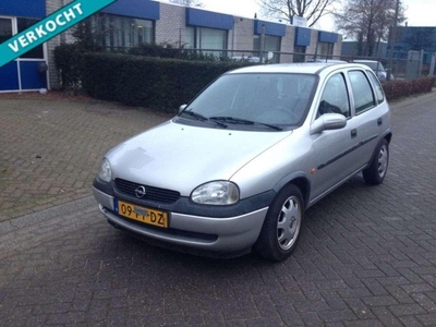 Opel Corsa 1.4i-16V Onyx AUT AIRCO 5DRs !!!!! (bj 2000)