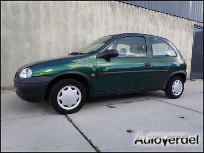 Opel Corsa 1.4i Eco (1997)