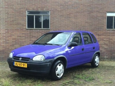 Opel Corsa 1.4i GLS Aut. 5-drs, Nieuwe Apk! 126.000km!!