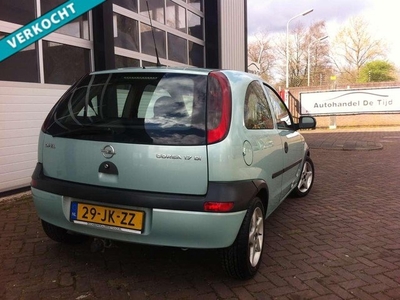 Opel Corsa 1.7-16V BJ2002 VERKOCHT !