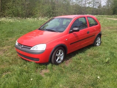 Opel Corsa 1.7-16V Di (bj 2001)