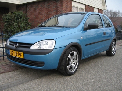 Opel Corsa VERKOCHT (bj 2002)