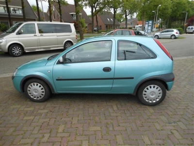 Opel Corsa Z1.2XE (bj 2003)