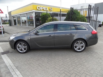 Opel Insignia Sports Tourer 1.6 Turbo Edition (bj 2013)