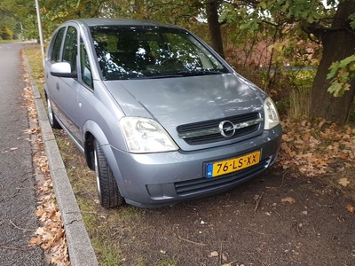 Opel Meriva 1.6-16V Cosmo (2003)