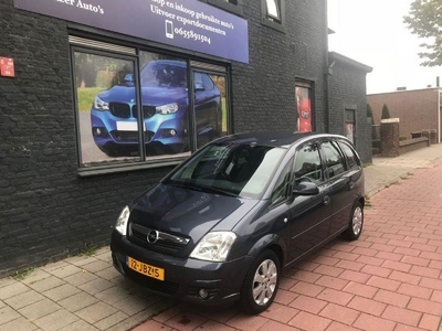 Opel Meriva 1.6 16V Dealer onderhouden riem vervangen