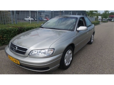 Opel Omega 2.2 16v business edition (bj 2003)