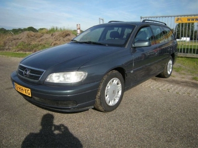 Opel Omega 2.2i-16V Business Edition station (bj 2001)