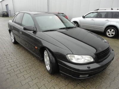 Opel Omega 2.5i V6 Sport (bj 2000)