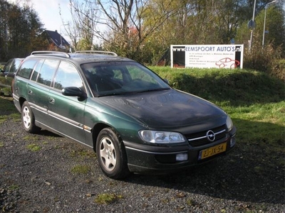 Opel Omega Wagon 2.0i-16V GL (bj 1999)