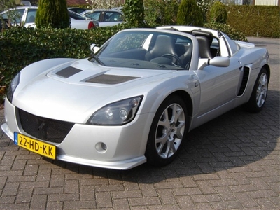 Opel Speedster 2.0-16V TURBO (bj 2001)