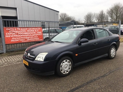 Opel Vectra 1.8-16V Essentia , met AIRCO