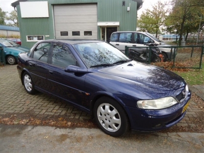 Opel Vectra 2.0-16V CDX`2000 APK 10-06-2014 SLECHTS 3999