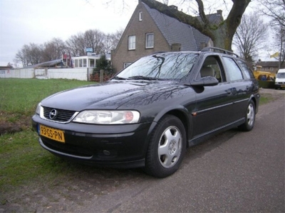 Opel Vectra 2.2-16V Business Edition, automaat (bj 2001)