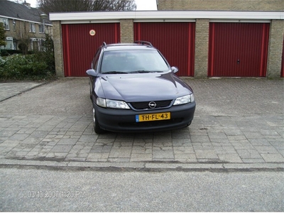 Opel Vectra Stationwagon -B-CARAVAN; X1.6XEL (bj 1998)