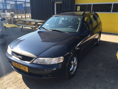 Opel Vectra Wagon Wagon 1.8-16V BUSINESS EDITION APK TOT