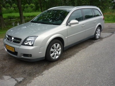 Opel Vectra Z1.8XE 16V SW COSMO (bj 2005)