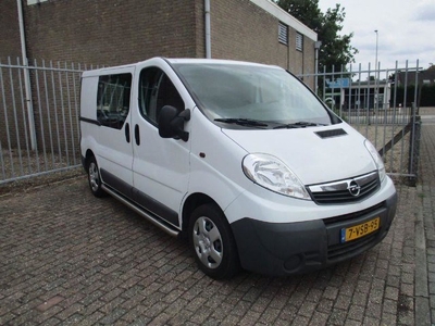 Opel Vivaro 115 pk airco . 115 pk ,airco, 3 zits ,trekhaak