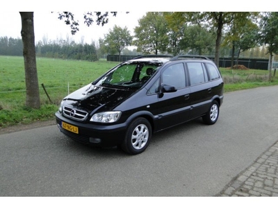 Opel Zafira 1.6-16V Elegance