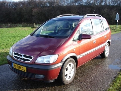 Opel Zafira 1.6-16V Elegance (bj 1999)