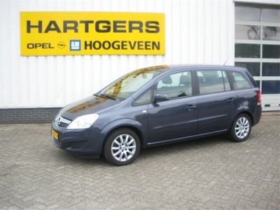 Opel Zafira 16-16v temptation.7 persoons. weinig km.