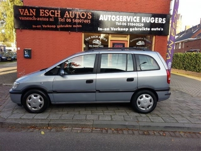 Opel Zafira 1.6 comfort (bj 2000)