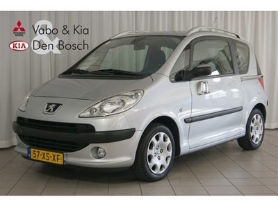 Peugeot 1007 1.6 Gentry (bj 2007)