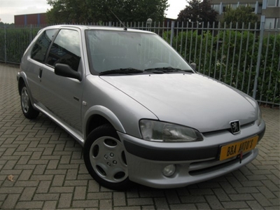 Peugeot 106 1.1 i bj;00 3DRS stuurbek!! zeer netjes!!!