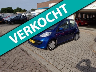 Peugeot 107 1.0-12V ZEER NETTE AUTO / AIRCO / CV / ELEKT