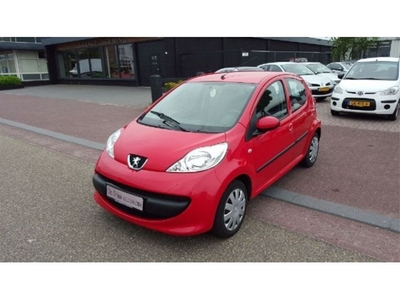 Peugeot 107 1.0 5drs-stuurb-el pakket nwst 48000 km