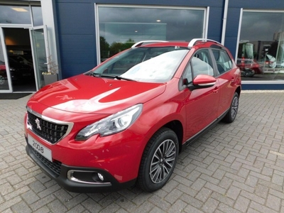 Peugeot 2008 SUV Blue Lion 110pk EAT6 NIEUW RIJKLAARPRIJS!