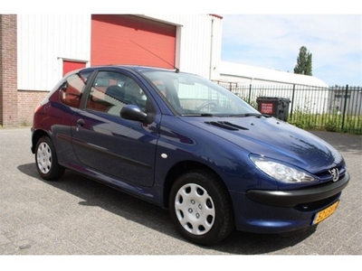 Peugeot 206 1.1 pop'art (bj 2005)