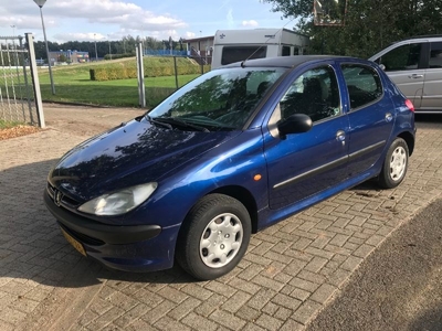 Peugeot 206 1.1 XR apk tot 09-2019 (1998)