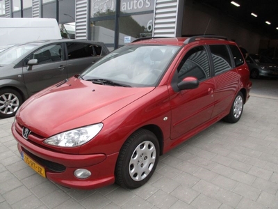 Peugeot 206 1.4 air-line (2005)