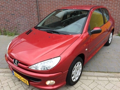 Peugeot 206 1.4 Air-line M:2006 Airco ElekPack APK+NAP