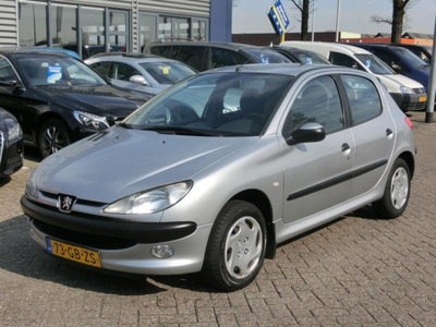 Peugeot 206 1.4 Gentry